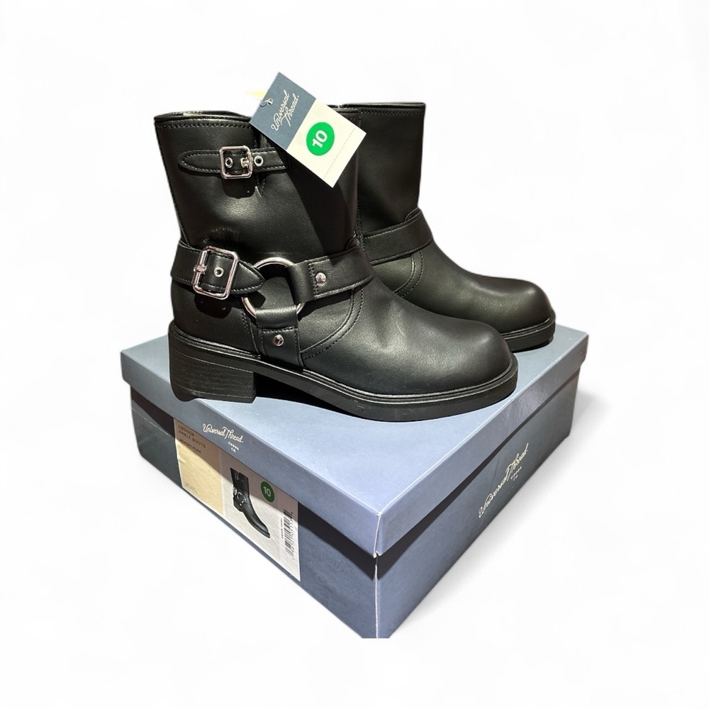 Universal Thread Black Ankle Boots memory foam. N… - image 1